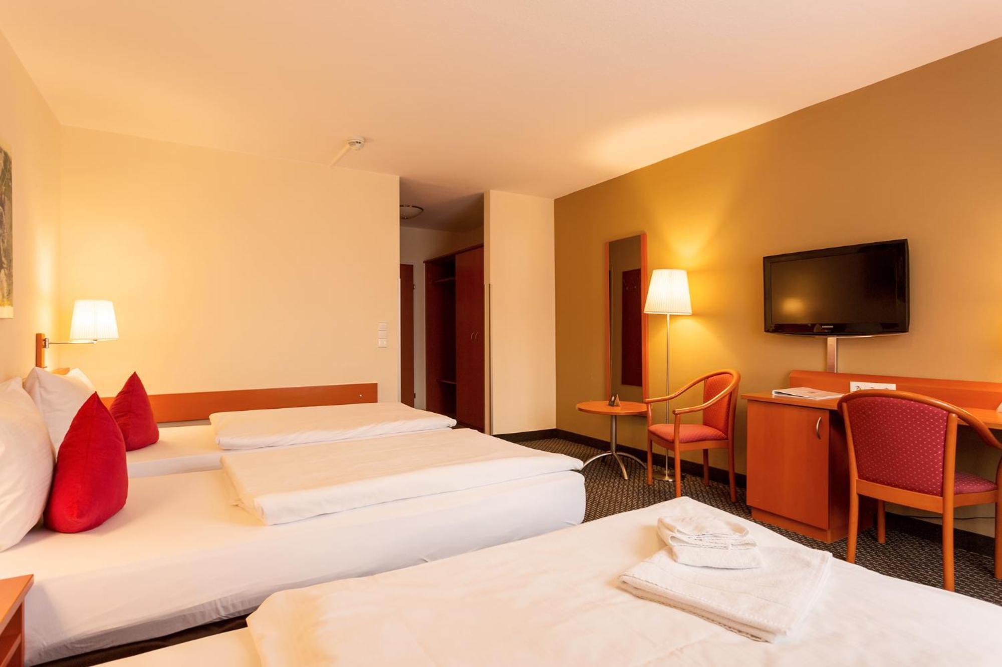 Central Hotel Loewen Фелдкирх Стая снимка